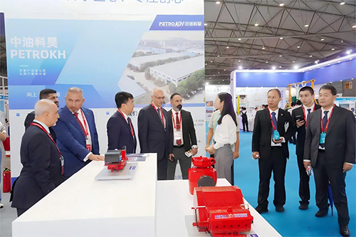 PETROKH亮相2025成都國際石油展，電驅(qū)新品順應(yīng)環(huán)保能源勘探新浪潮